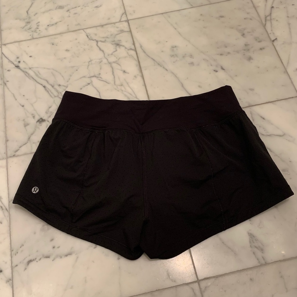 Lululemon black shorts